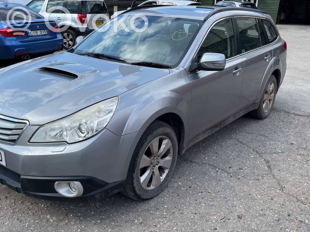 Outback Outback  94263AJ040