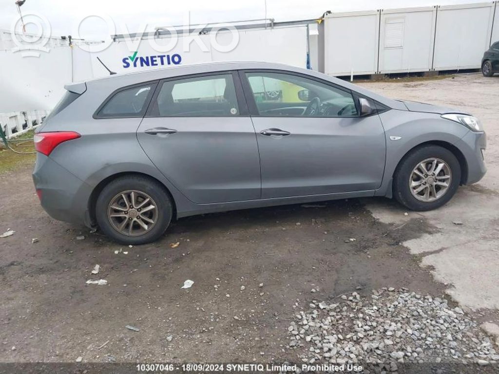i30 i30  392102B220