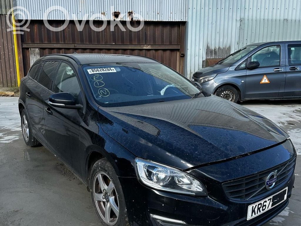 V60 V60, V60 Cross Country  31330138