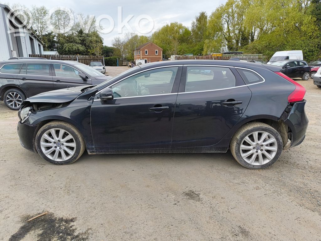 V40 S40, V40  30644799