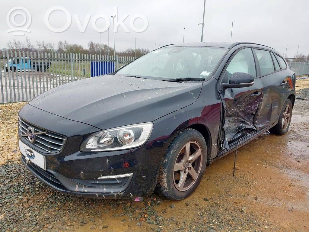 V60 V60, V60 Cross Country  7CP118C847CA