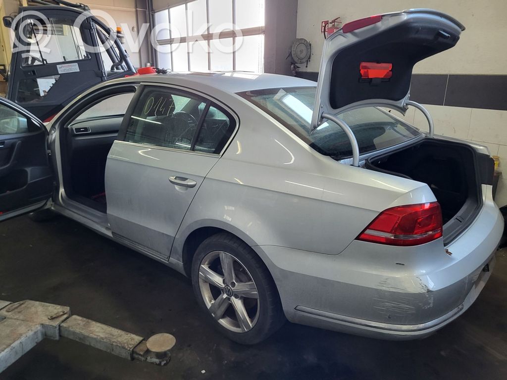 PASSAT B7 Passat  7P6035730J