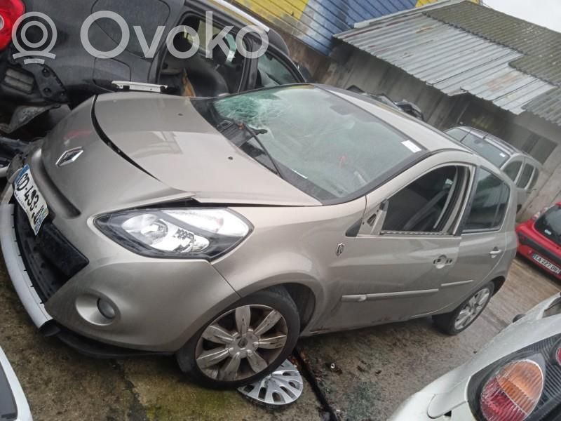 Clio III Clio  8200654541