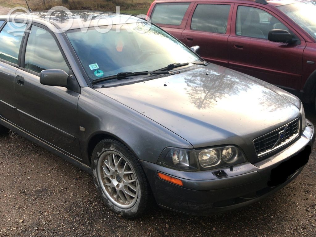 S40, V40 S40, V40