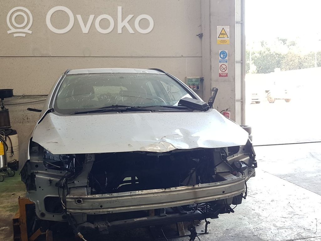 Astra J Astra  4121694S2