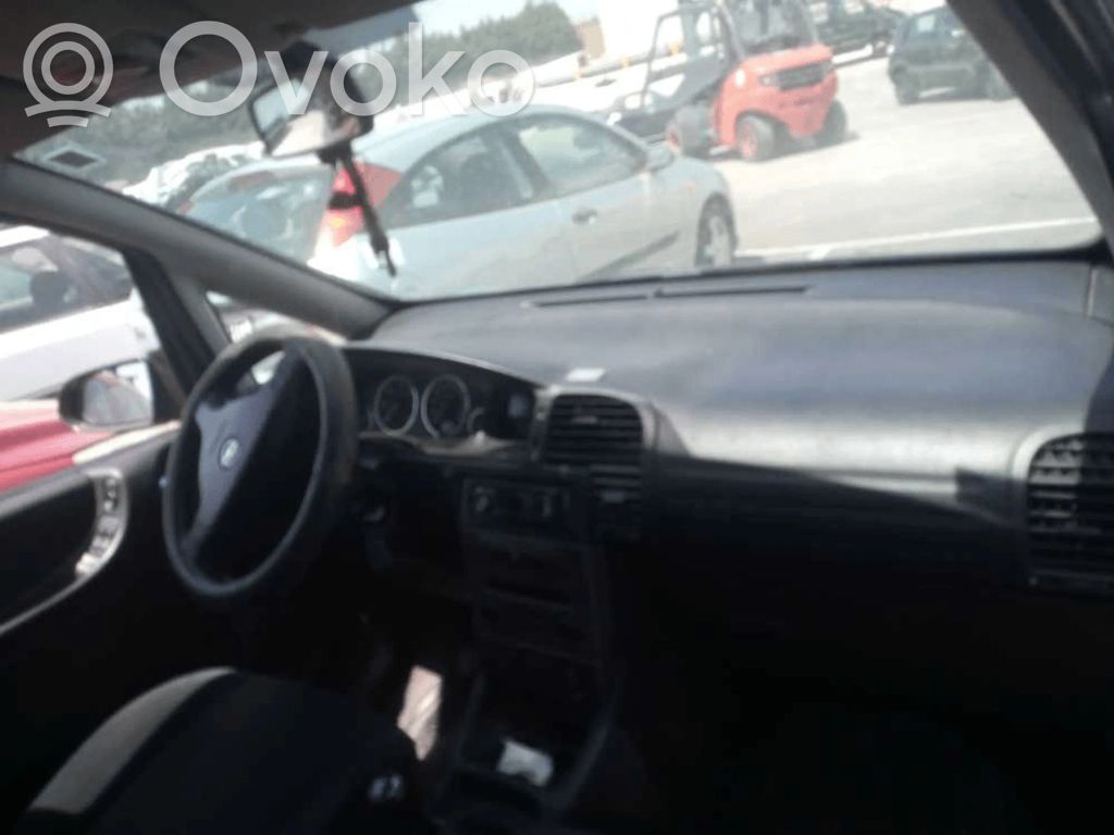 Zafira A Zafira  2223
