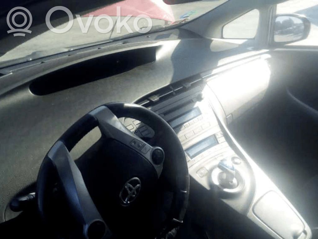 Prius (XW30) Prius