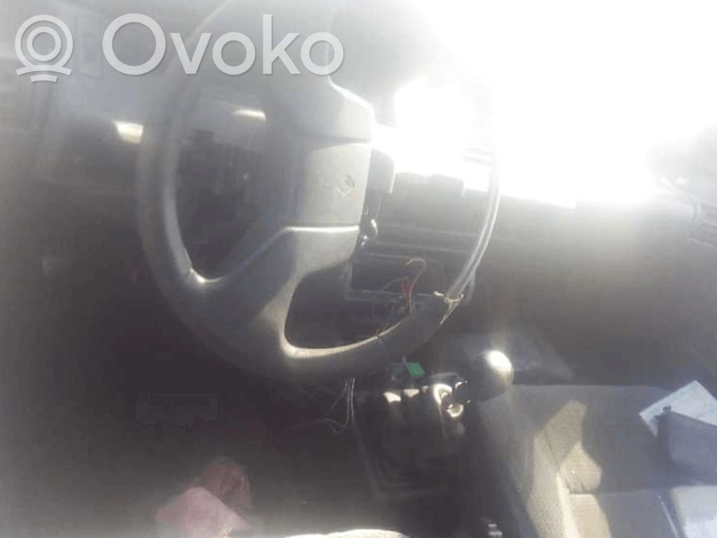 Clio I Clio  7700967