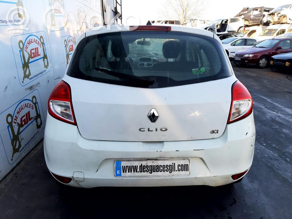 Clio III Clio  8200584675