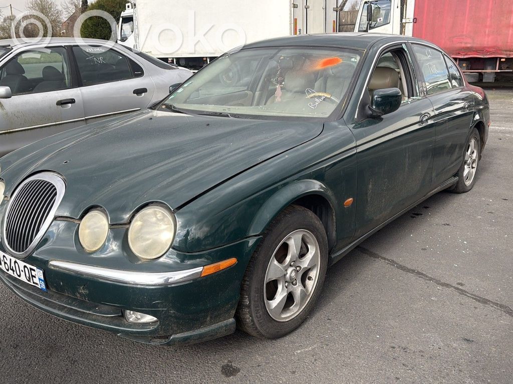 S-Type S-Type  XR82089