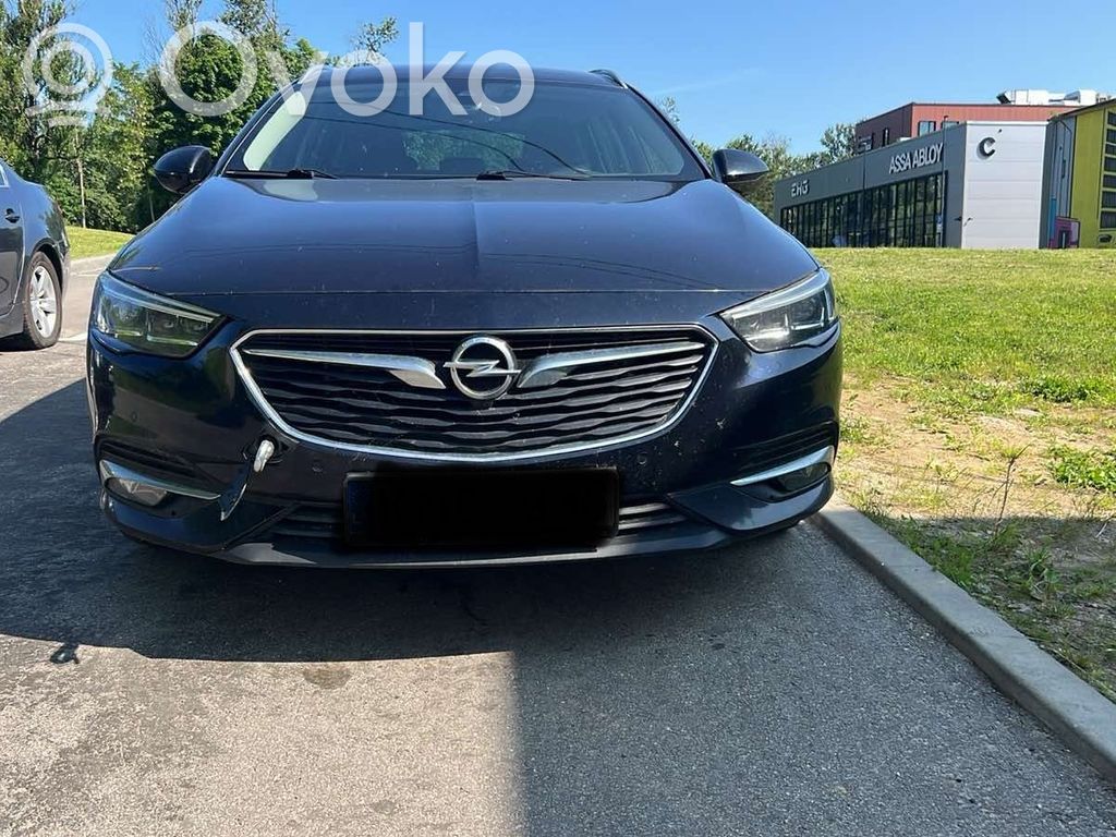 Insignia B Insignia  55579019