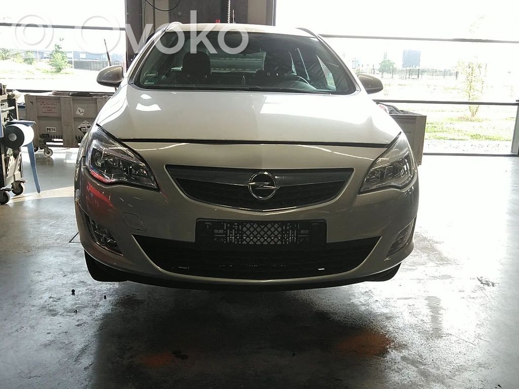 Astra J Astra  13293618