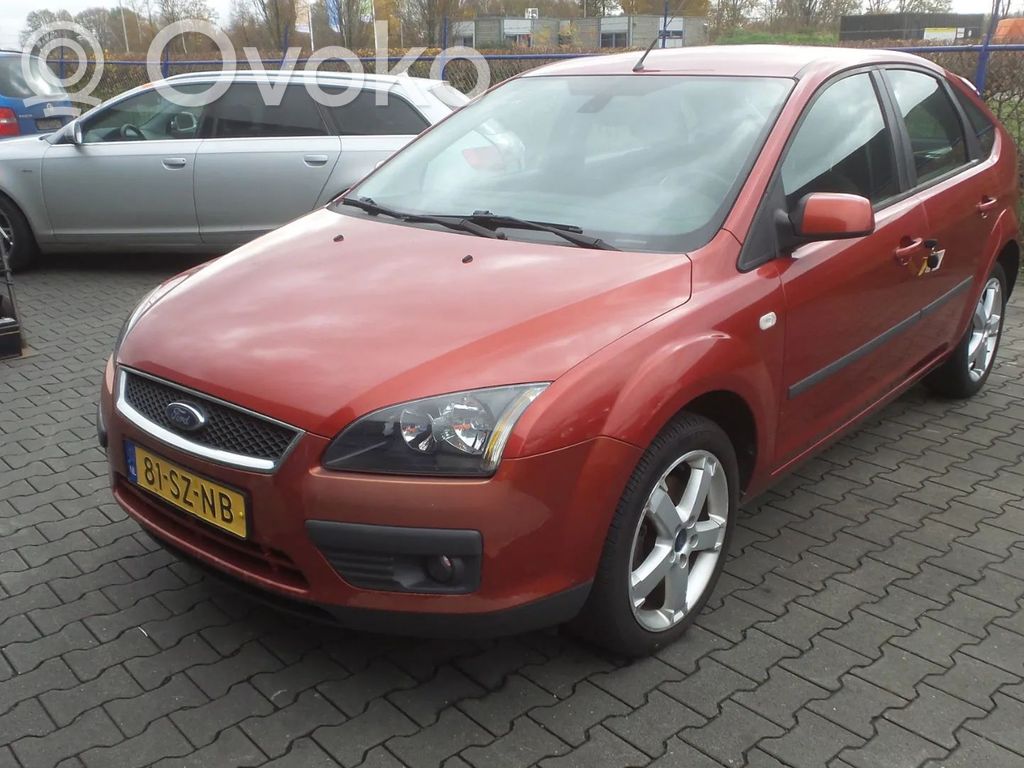 Focus Focus  3M5T11000AD