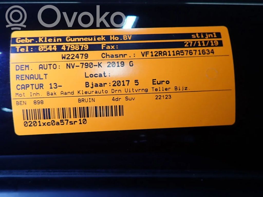 Captur Captur  349015751R