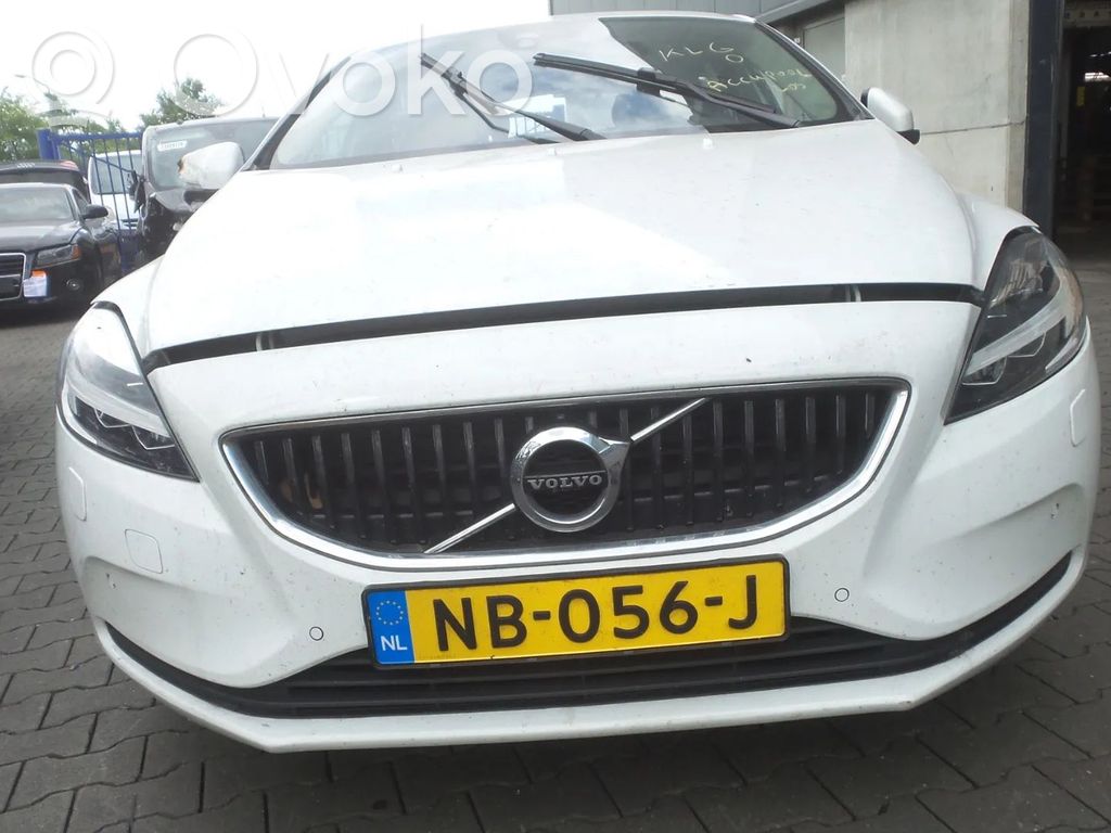 V40 S40, V40  31430917