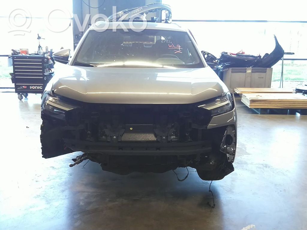 Q4 Sportback e-tron Q4 e-tron