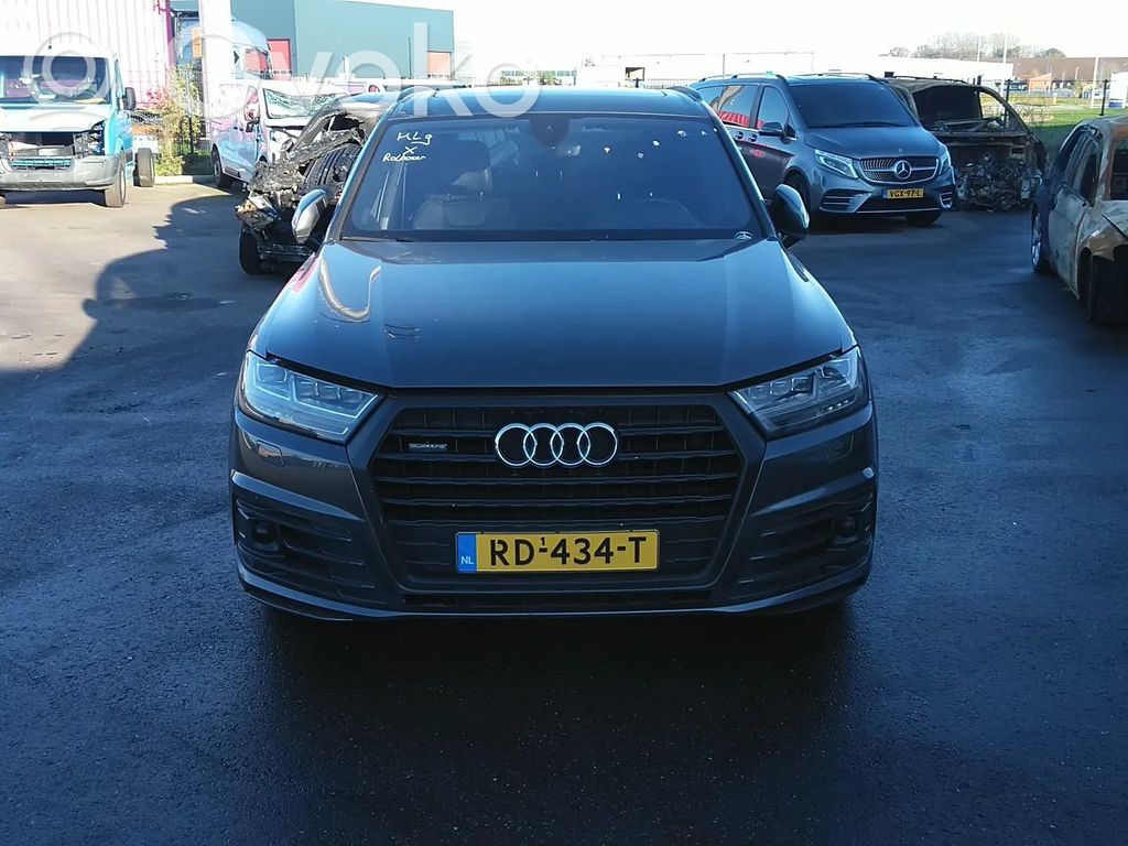 Q7 4M Q7  059131511AJ