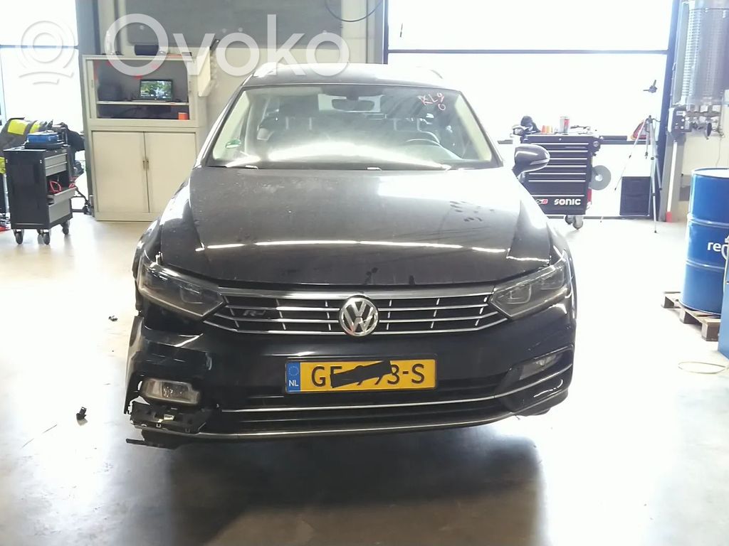 PASSAT B8 Passat  04L109105