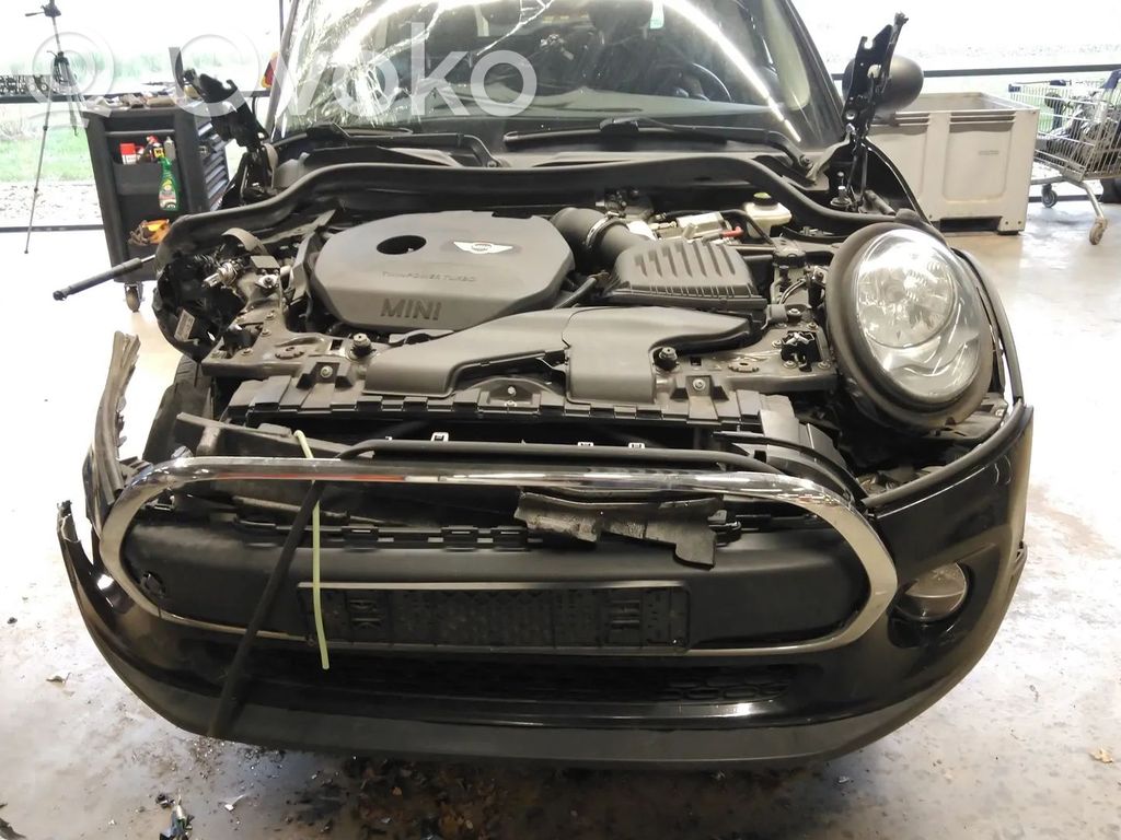 One - Cooper F56 F55 One/Cooper F56 F55  9301808