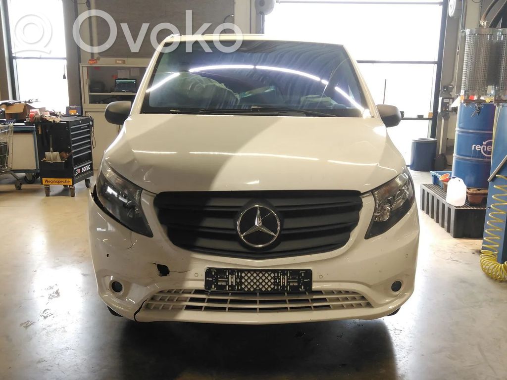 V Class W447 V-class  A0009058011