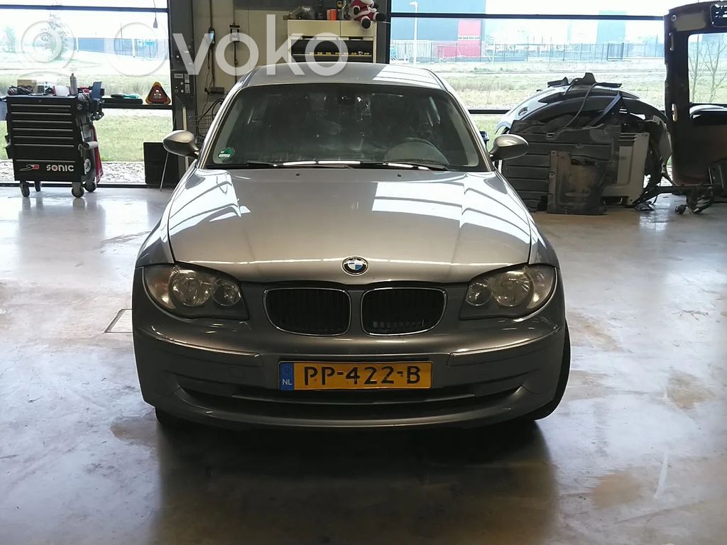 1 E81 E87 Series 1  61359204525