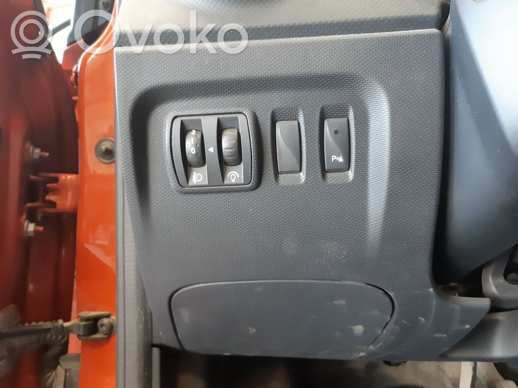 Captur Captur  123105323R