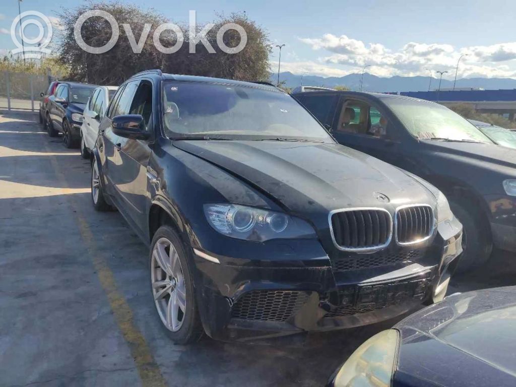 X5 E70 X5  6985610