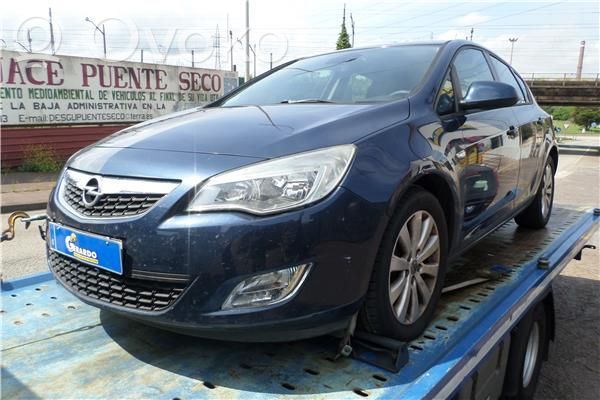 Astra J Astra  M32O17DI