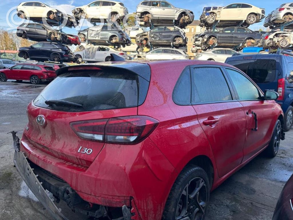 i30 i30  93350G4220