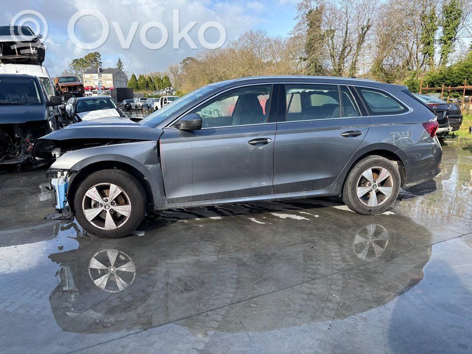 Octavia Mk4 Octavia  5E4857097A