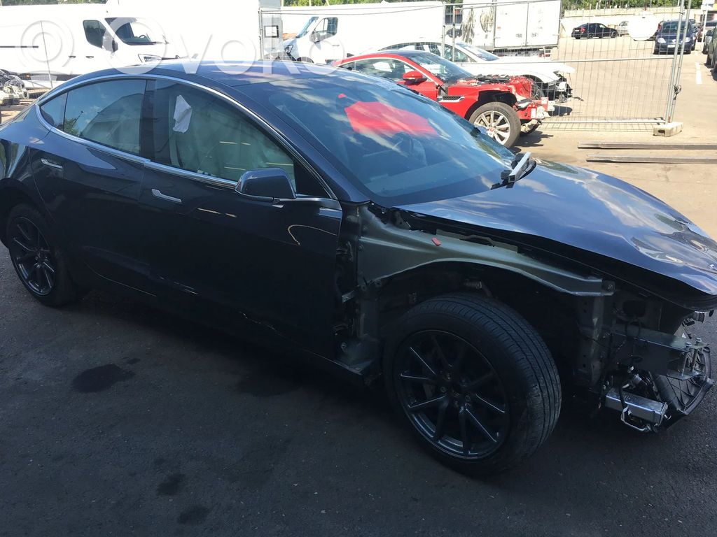 Model 3 Tesla Model 3  107973500A