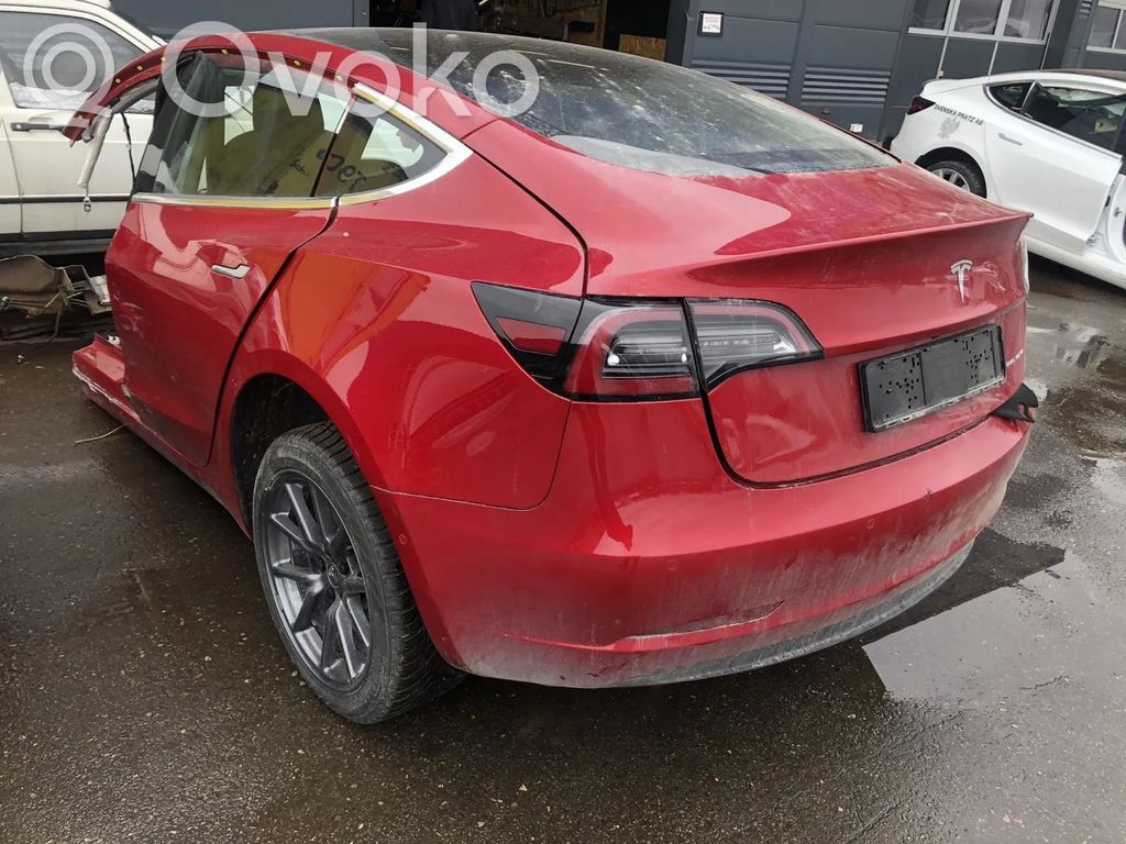 Model 3 Tesla Model 3  1108905S0A