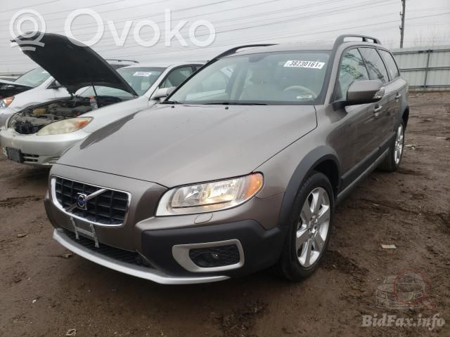 XC70 XC70  8676498