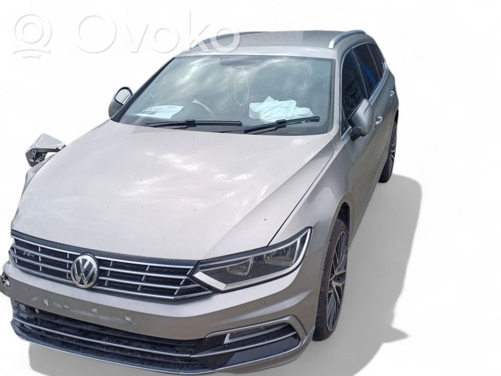 PASSAT B8 Passat  5G0880201J