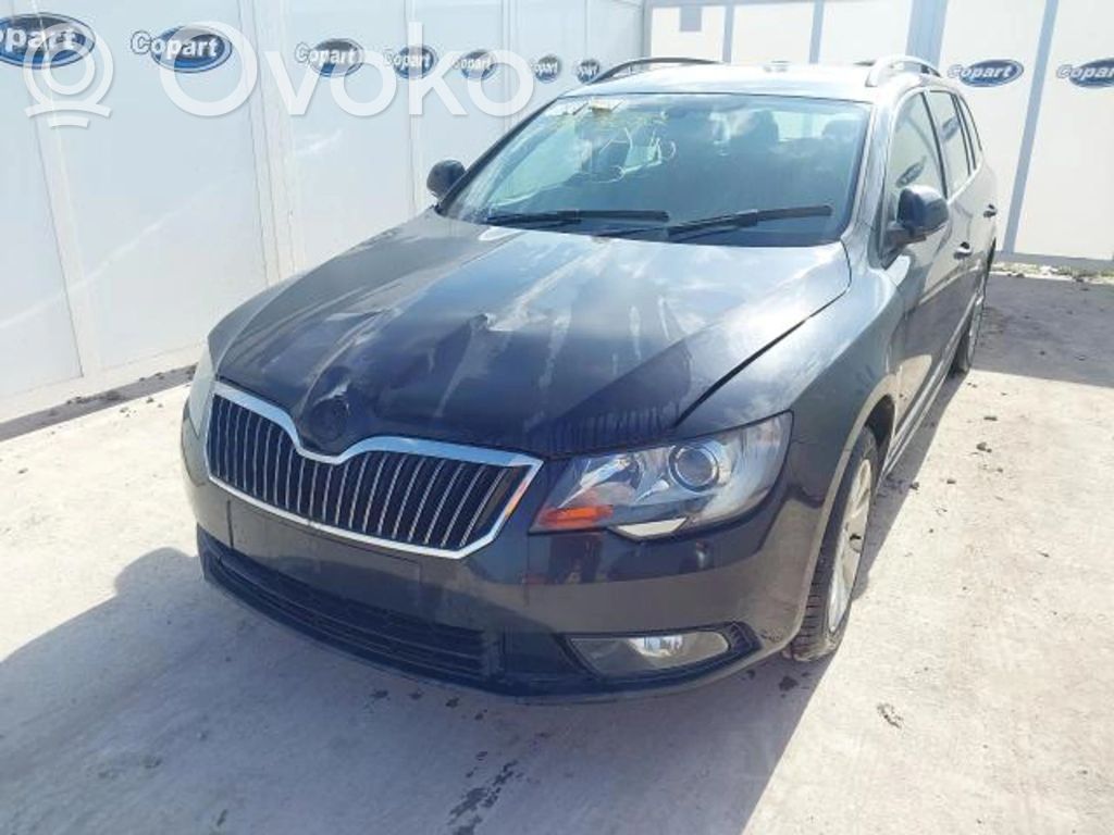 Superb B6 (3T) Superb  1K0937132F
