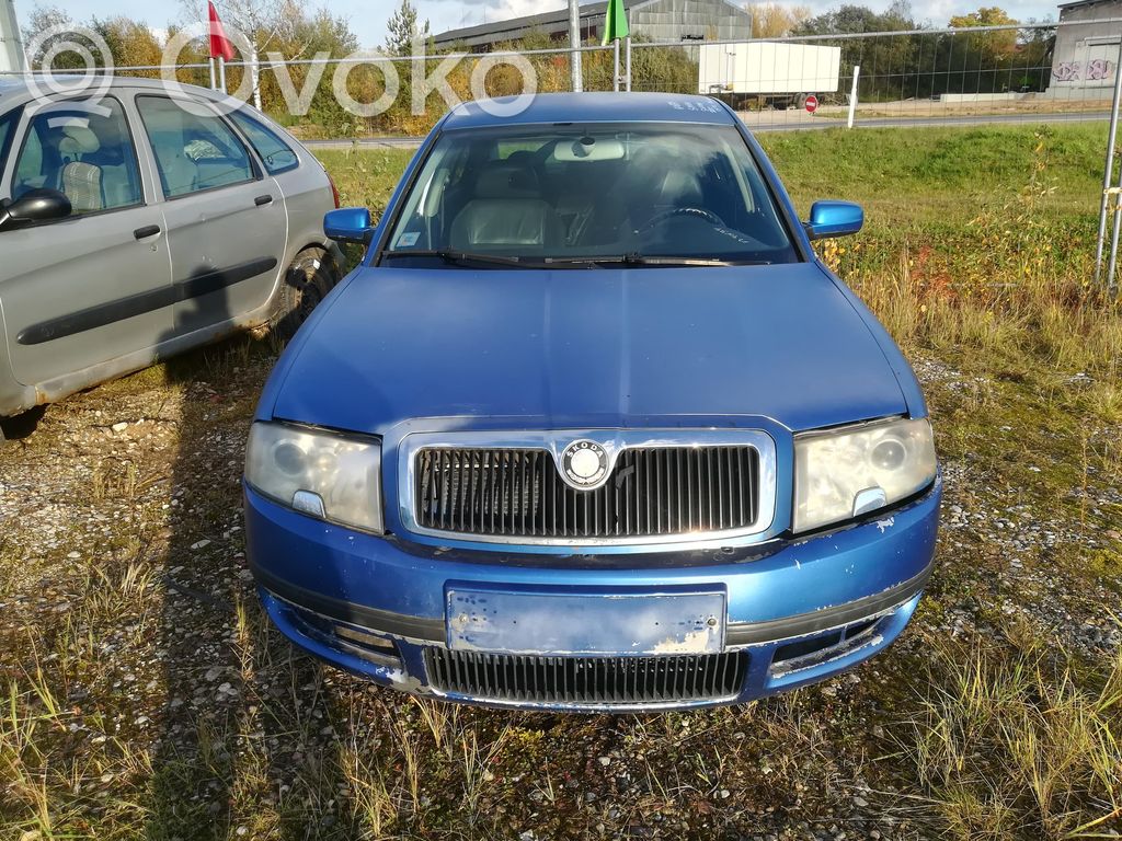 Superb B5 (3U) Superb  MELYNOS