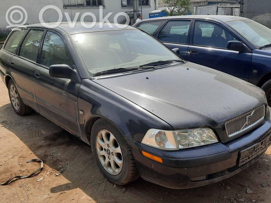 S40, V40 S40, V40