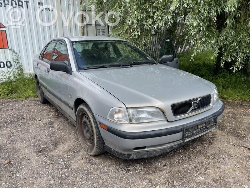 S40, V40 S40, V40