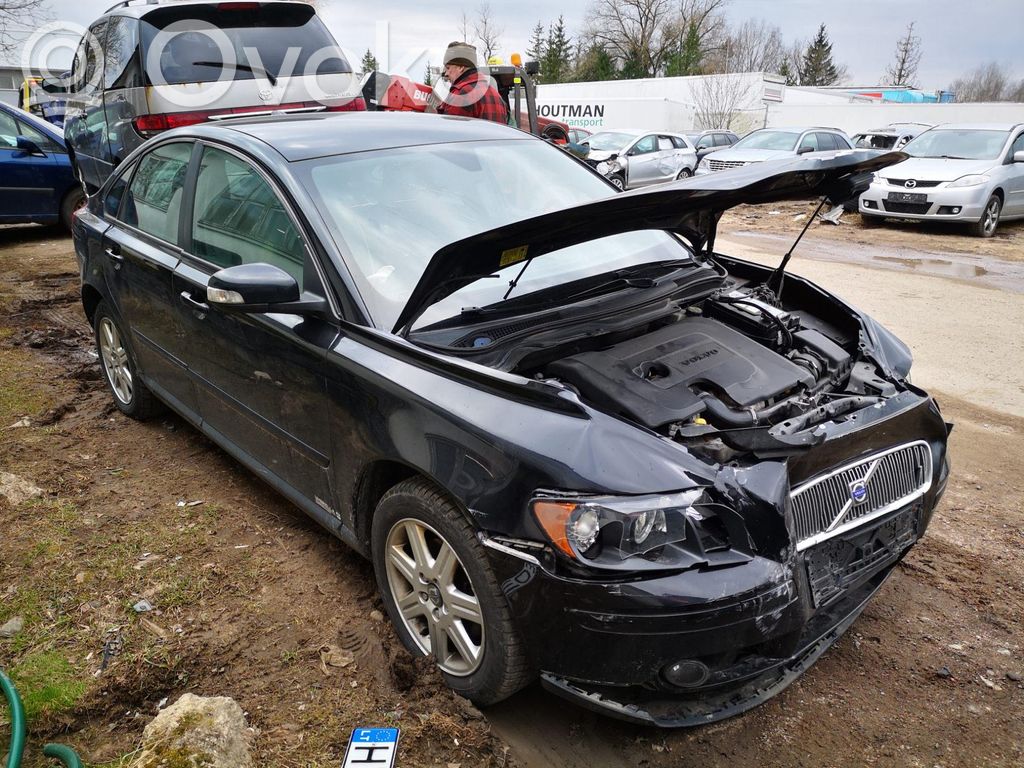 S40 S40, V40  30737809