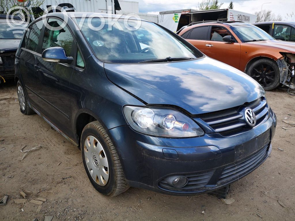 Golf Plus Golf  5M0864207C