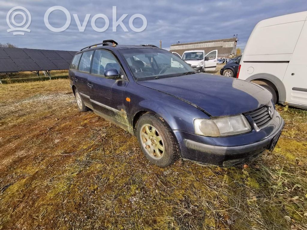 PASSAT B5 Passat  8D0399151