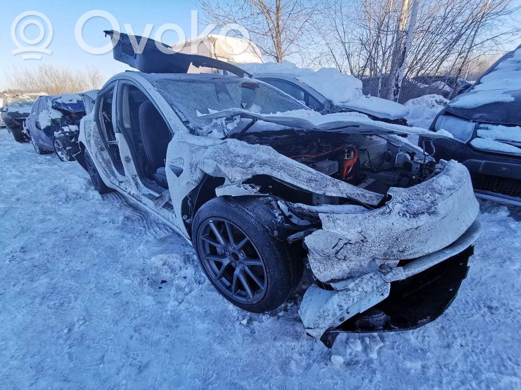 Model 3 Tesla Model 3  164535000