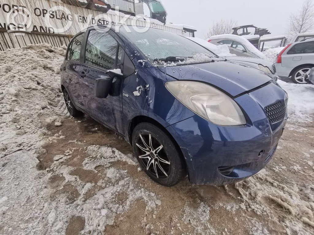 Yaris Yaris  649950D010