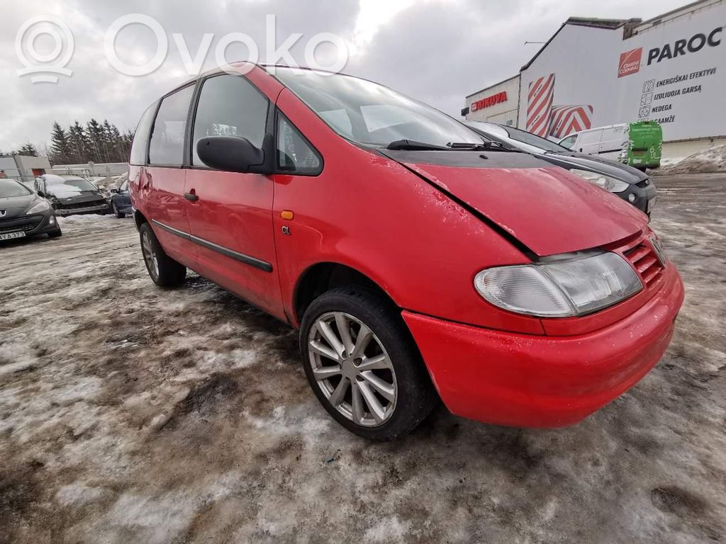 Sharan Sharan  95VW3K305DA