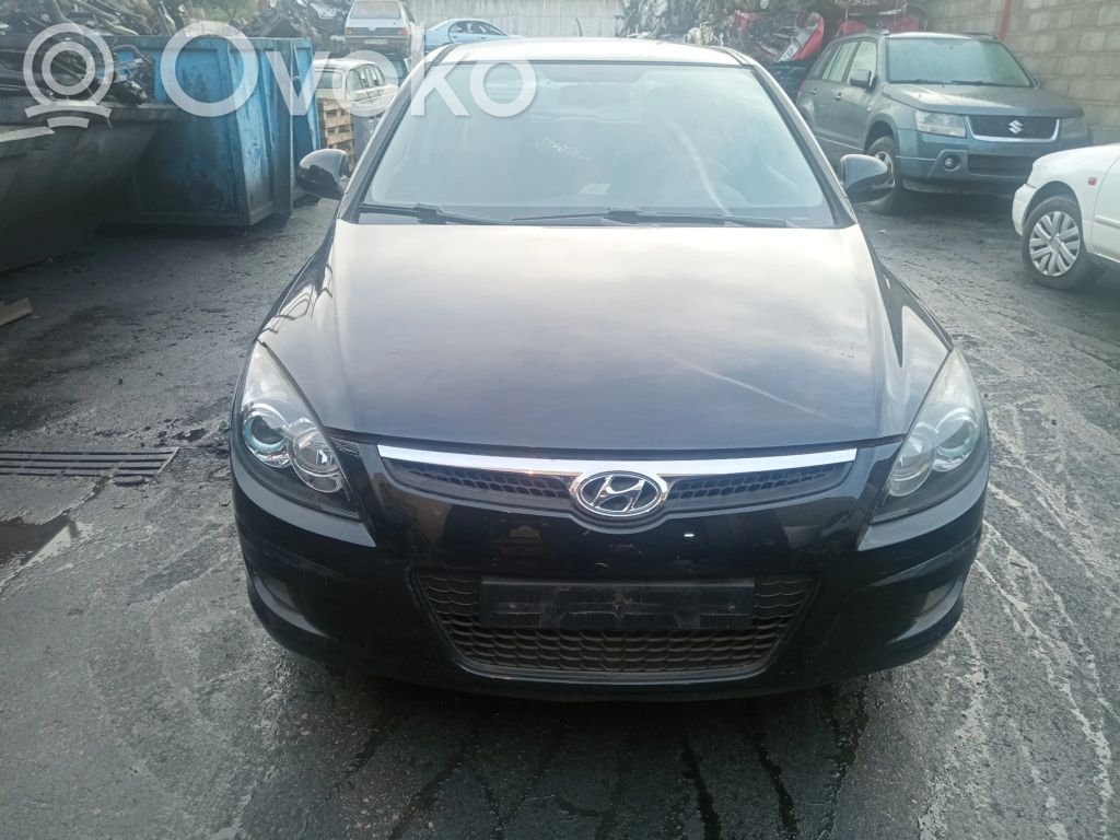 i30 i30  393502B000