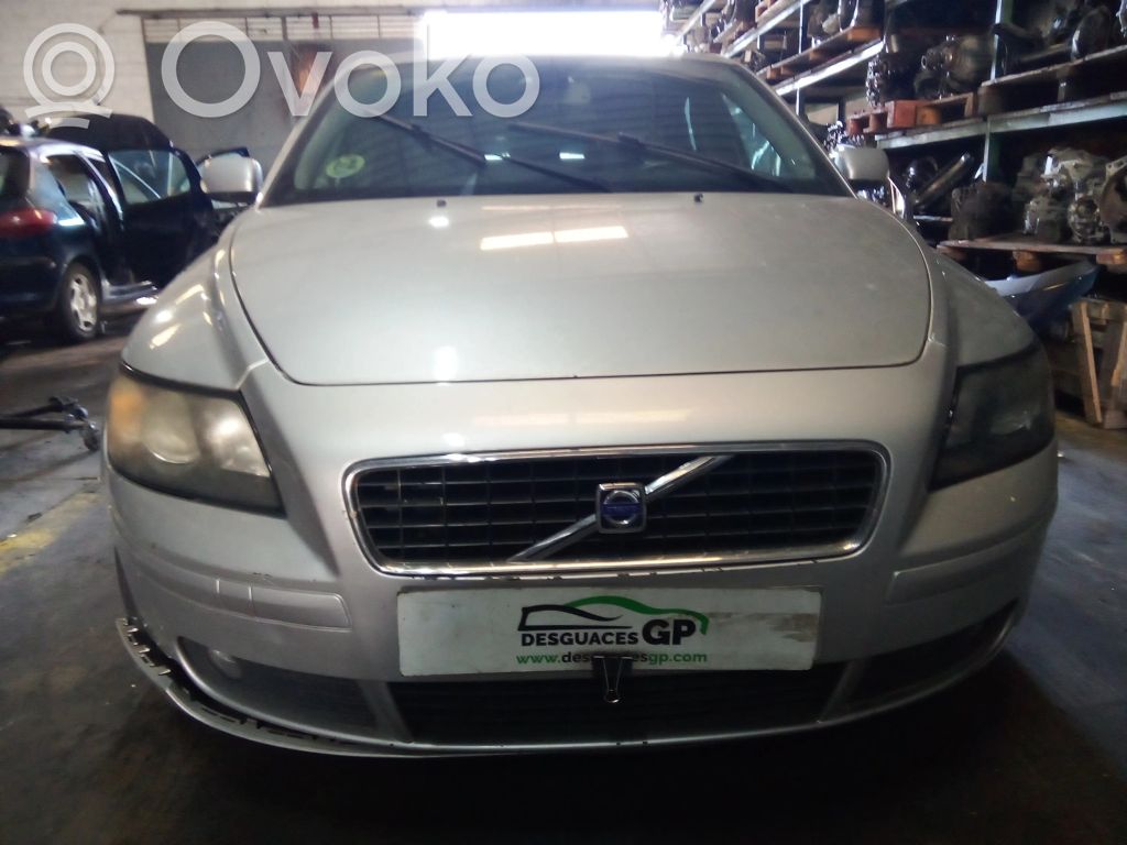 S40 S40, V40