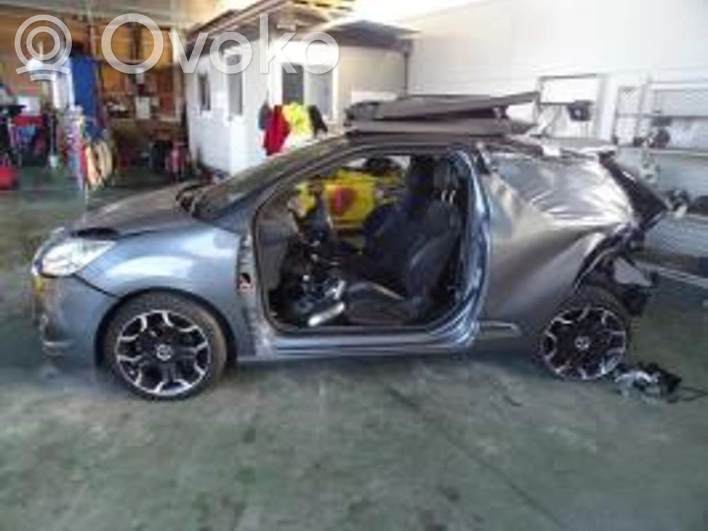 DS3 DS3  9682984880