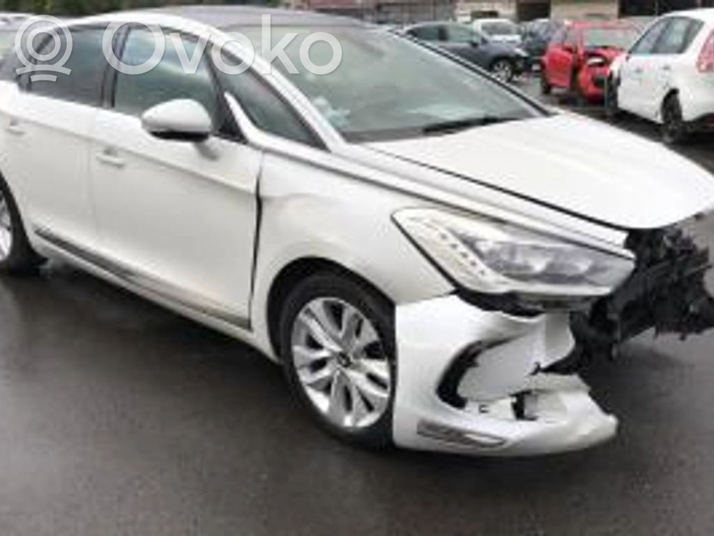 DS5 DS5  9800835780