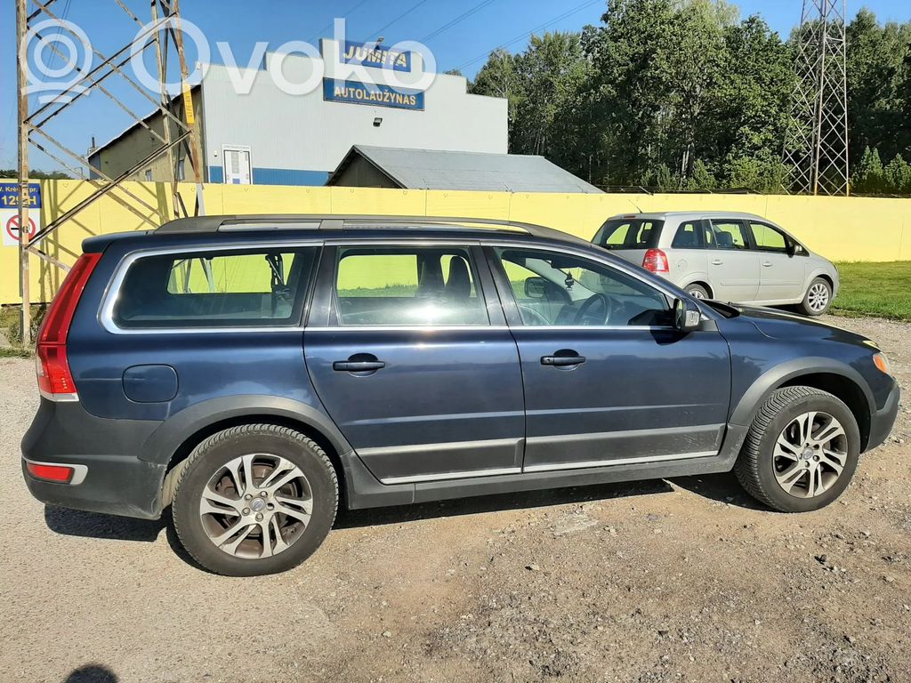 XC70 XC70  P31387311