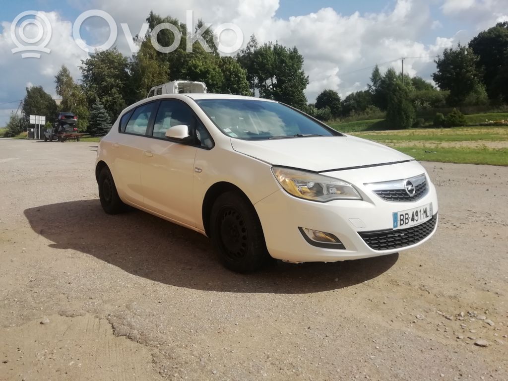 Astra J Astra  13305814